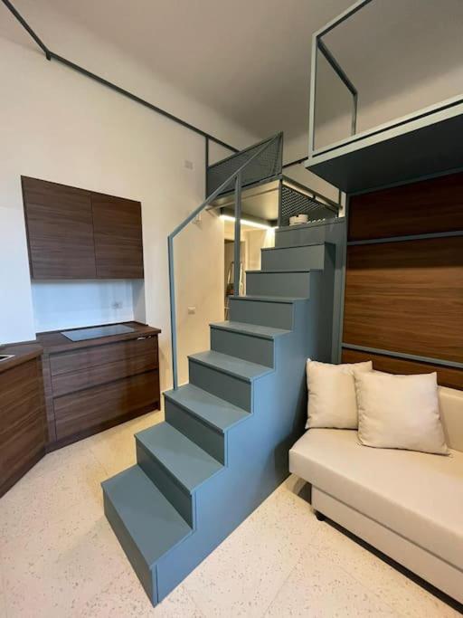 Lovely Studio Flat In Bocconi Milán Exterior foto